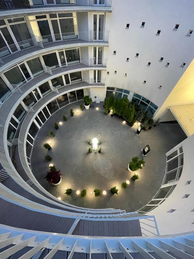 Parizs Garden Apartments Debrecen Eksteriør bilde