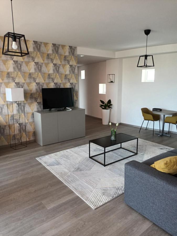 Parizs Garden Apartments Debrecen Eksteriør bilde
