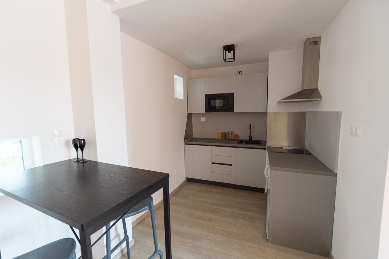 Parizs Garden Apartments Debrecen Eksteriør bilde
